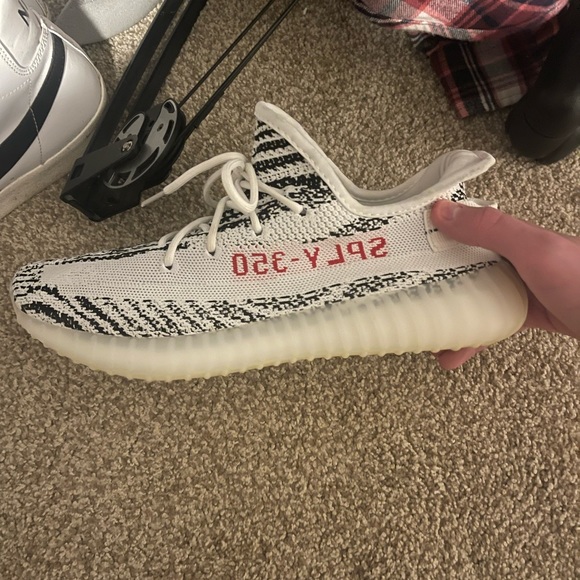 Yeezy 360 Zebra size 11 - Picture 1 of 7